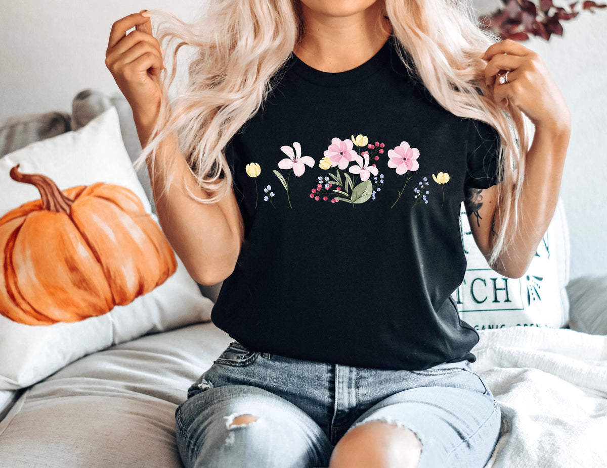 Watercolor Flowers T-Shirt: Modern Botanical Design