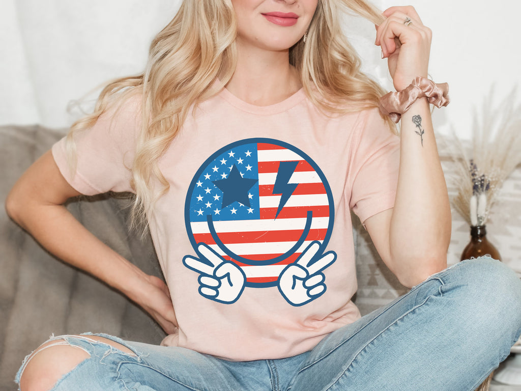Retro Happy Face 4th of July Shirt: American Flag Smile