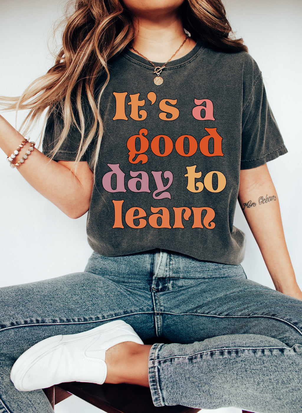 Retro Teacher Shirt: Good Day to Learn, Teach Love Inspire