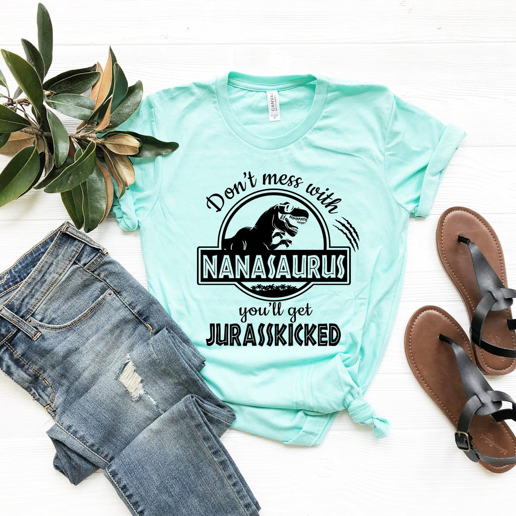 Nanasaurus Shirt: Funny Nana Dinosaur Gift