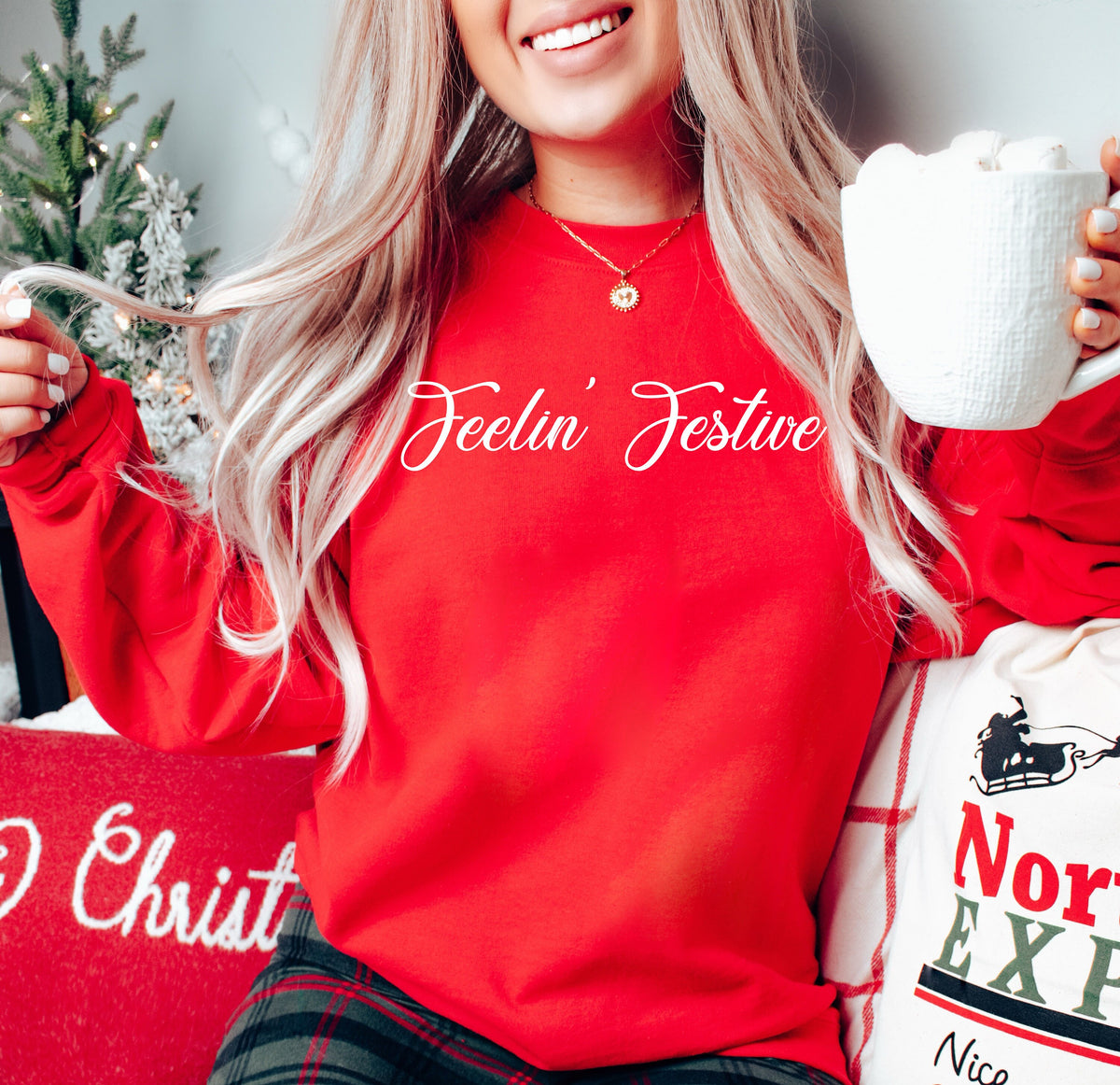 Womens Christmas Sweatshirt: Feelin' Festive Holiday Tee