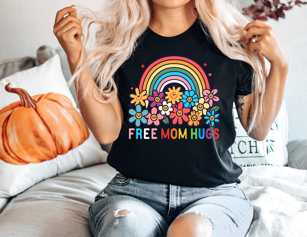 Free Mom Hugs T-Shirt: Rainbow Pride LGBTQ Proud Parent Tee