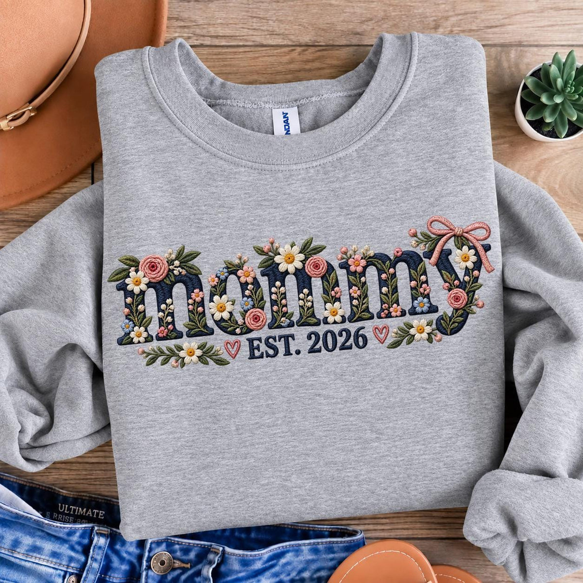 Personalized Floral mama shirt, Custom Name Crewneck